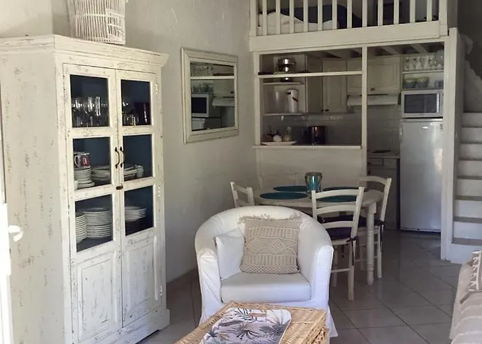 Mazet Domaine Des Restanques