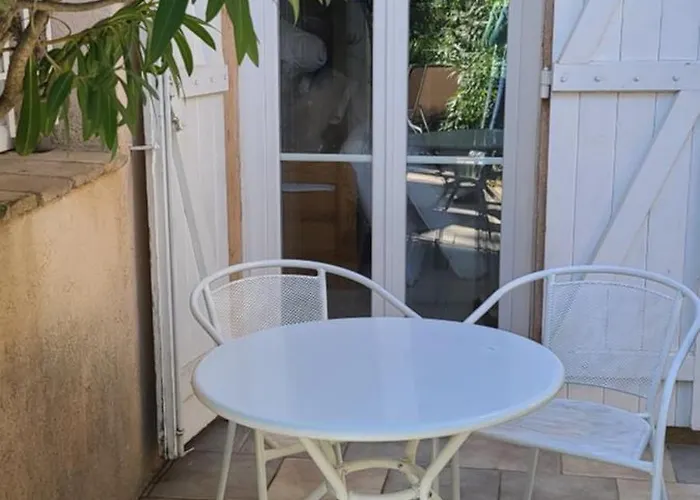 Mazet Domaine Des Restanques Hébergement de vacances Sainte-Maxime